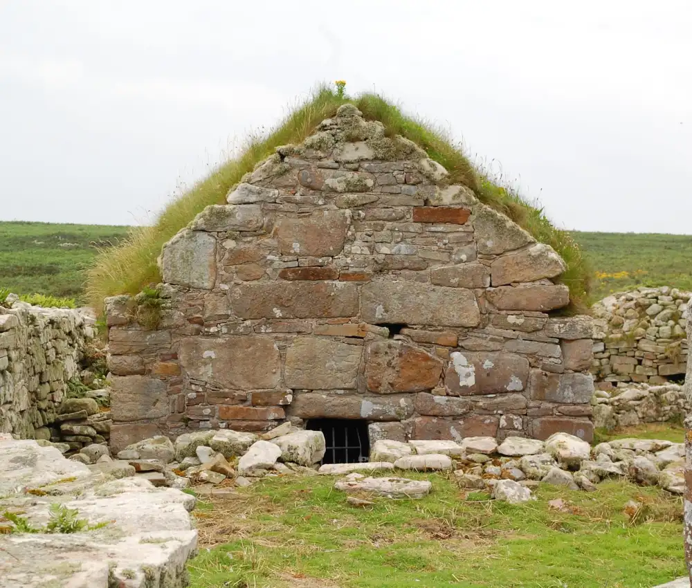 Teach Molaise Inishmurray Island